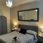 فندق مبيت وإفطار Principe Calaf 3 4*