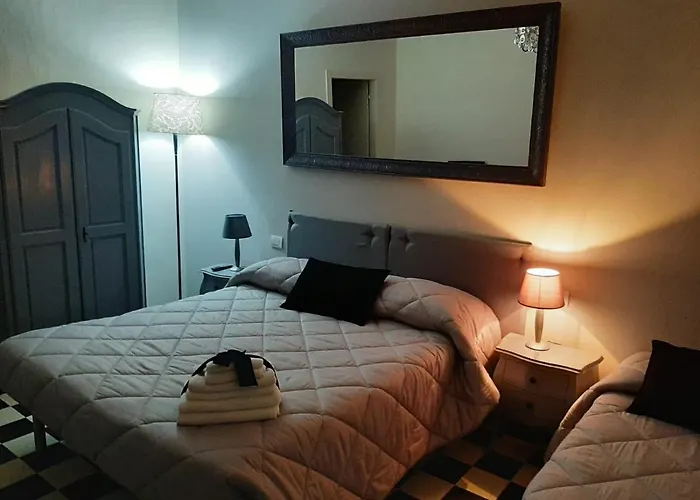 Principe Calaf 3 לינה וארוחת בוקר לוקה