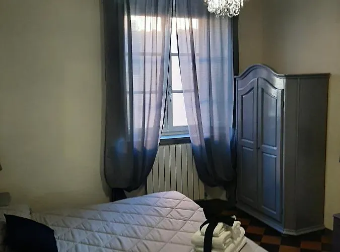 Principe Calaf 3 לינה וארוחת בוקר 4*