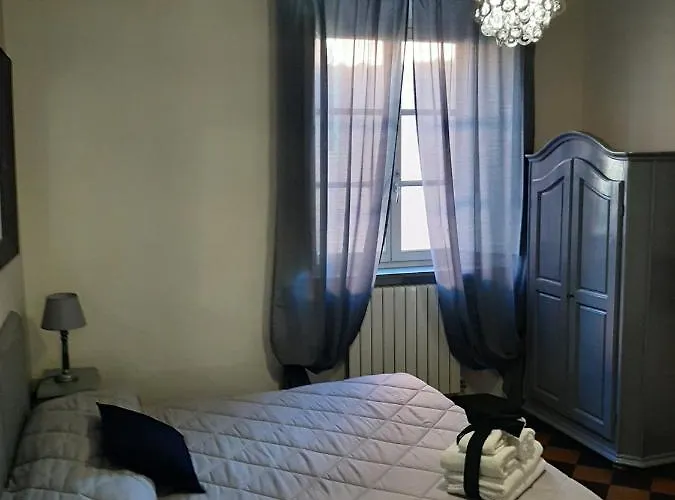 Principe Calaf 3 לינה וארוחת בוקר 4*