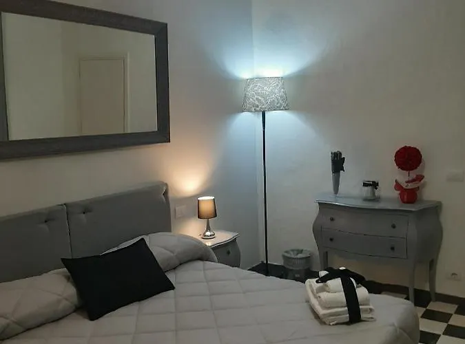 Principe Calaf 3 לינה וארוחת בוקר לוקה