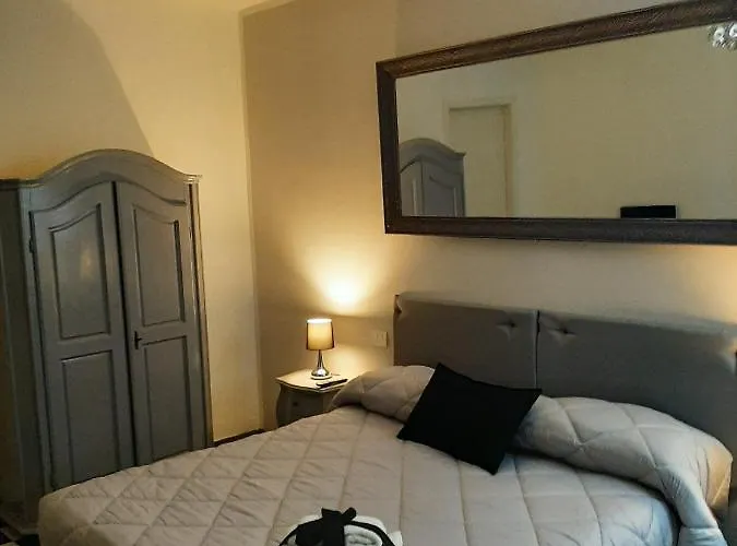 Principe Calaf 3 לינה וארוחת בוקר 4*