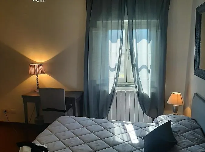 לינה וארוחת בוקר Principe Calaf 3 לוקה