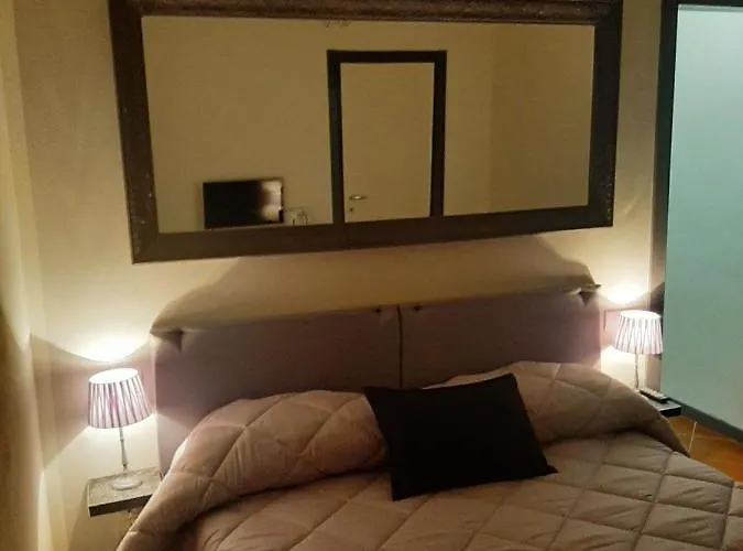 לינה וארוחת בוקר Principe Calaf 3 לוקה