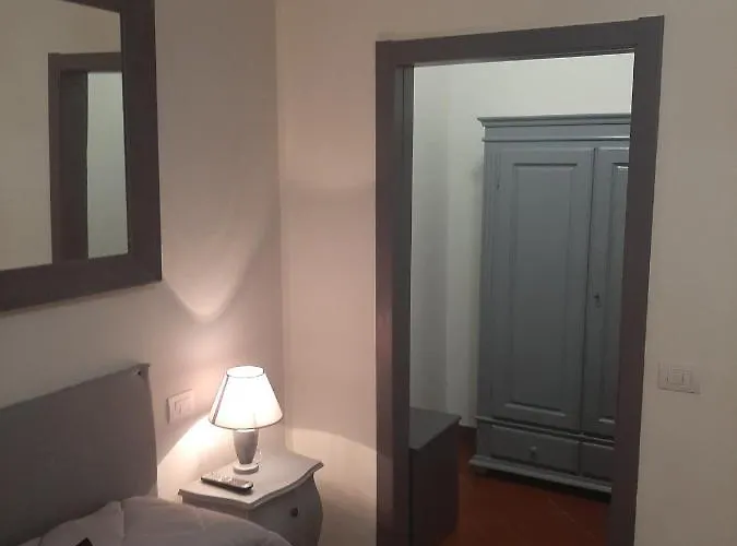 לינה וארוחת בוקר Principe Calaf 3 לוקה